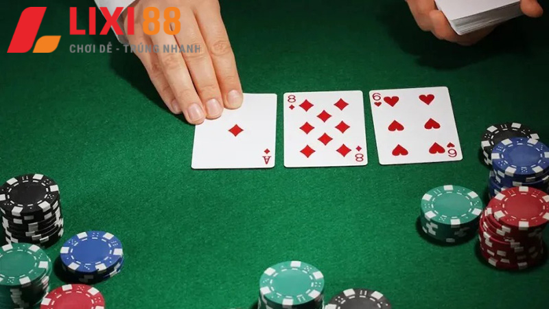 Vòng Flop trong game poker